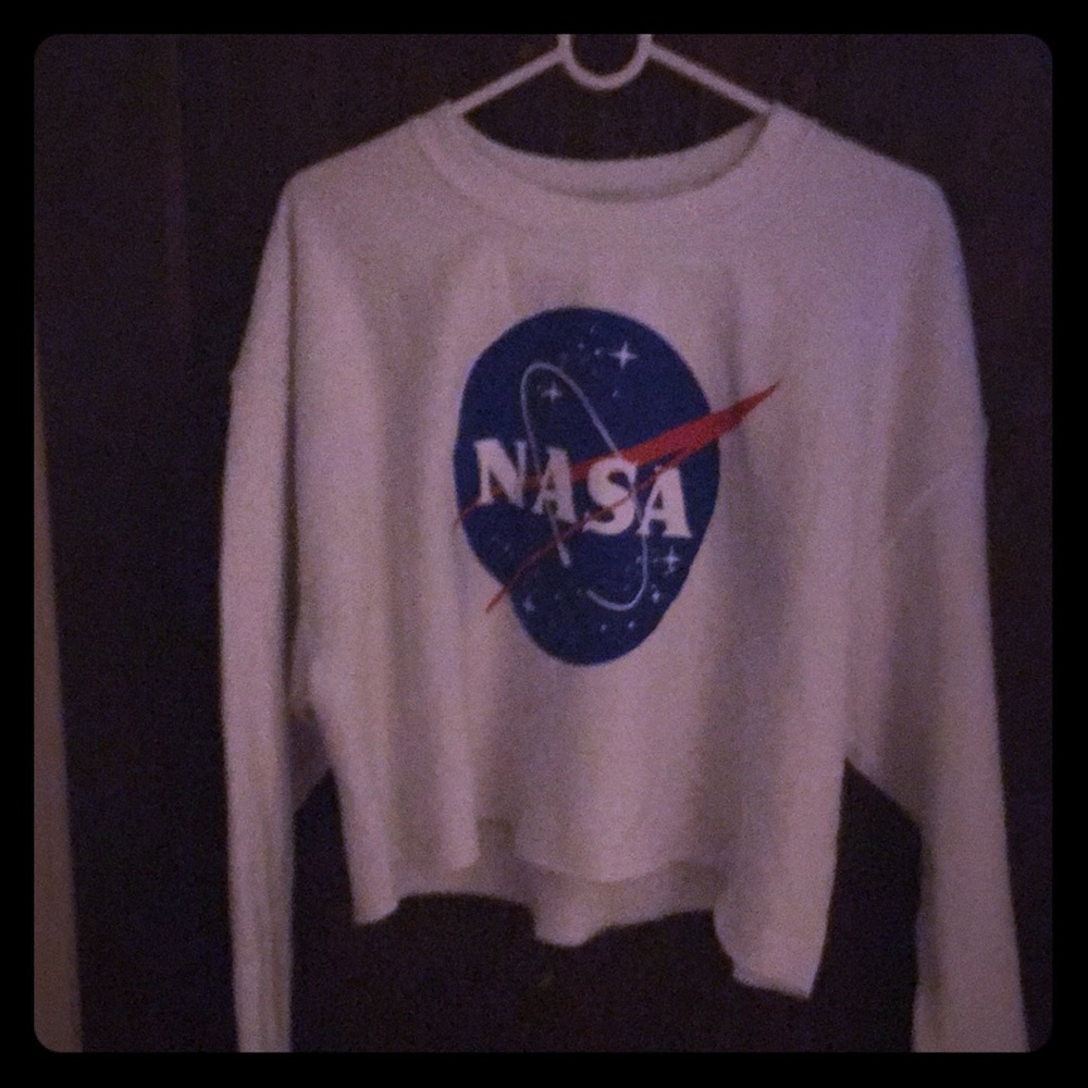 White NASA cropped sweater
